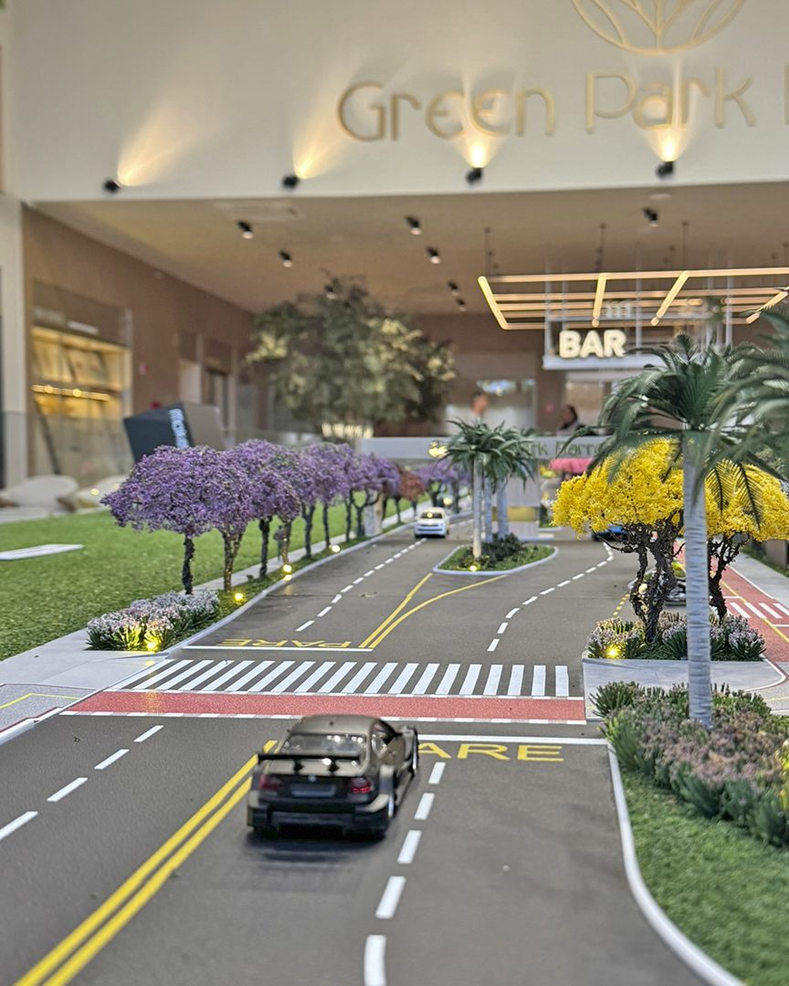 Commercial frontage model